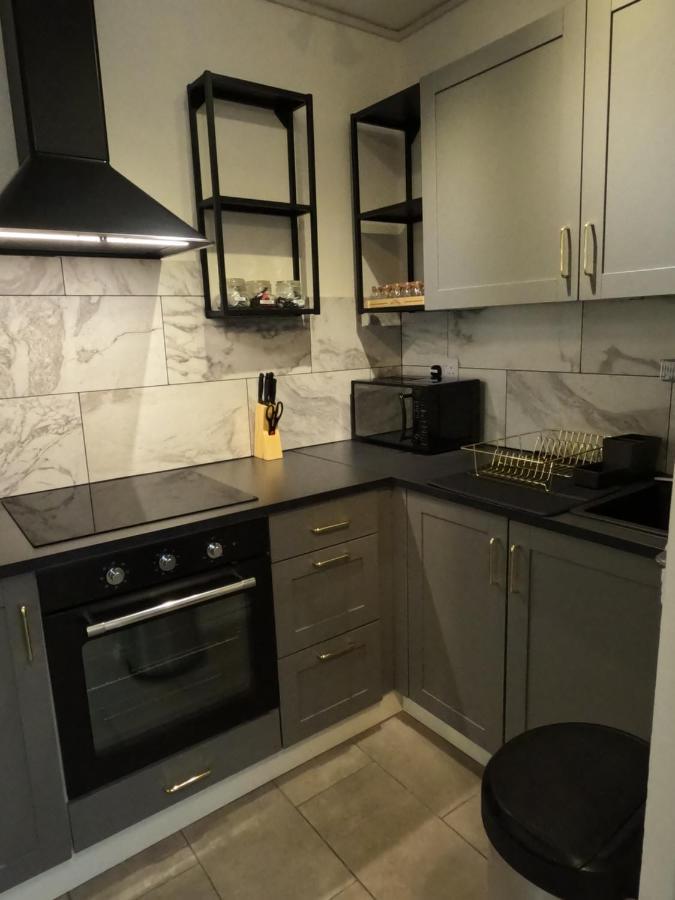 Studio Apartment In Kew Exterior photo